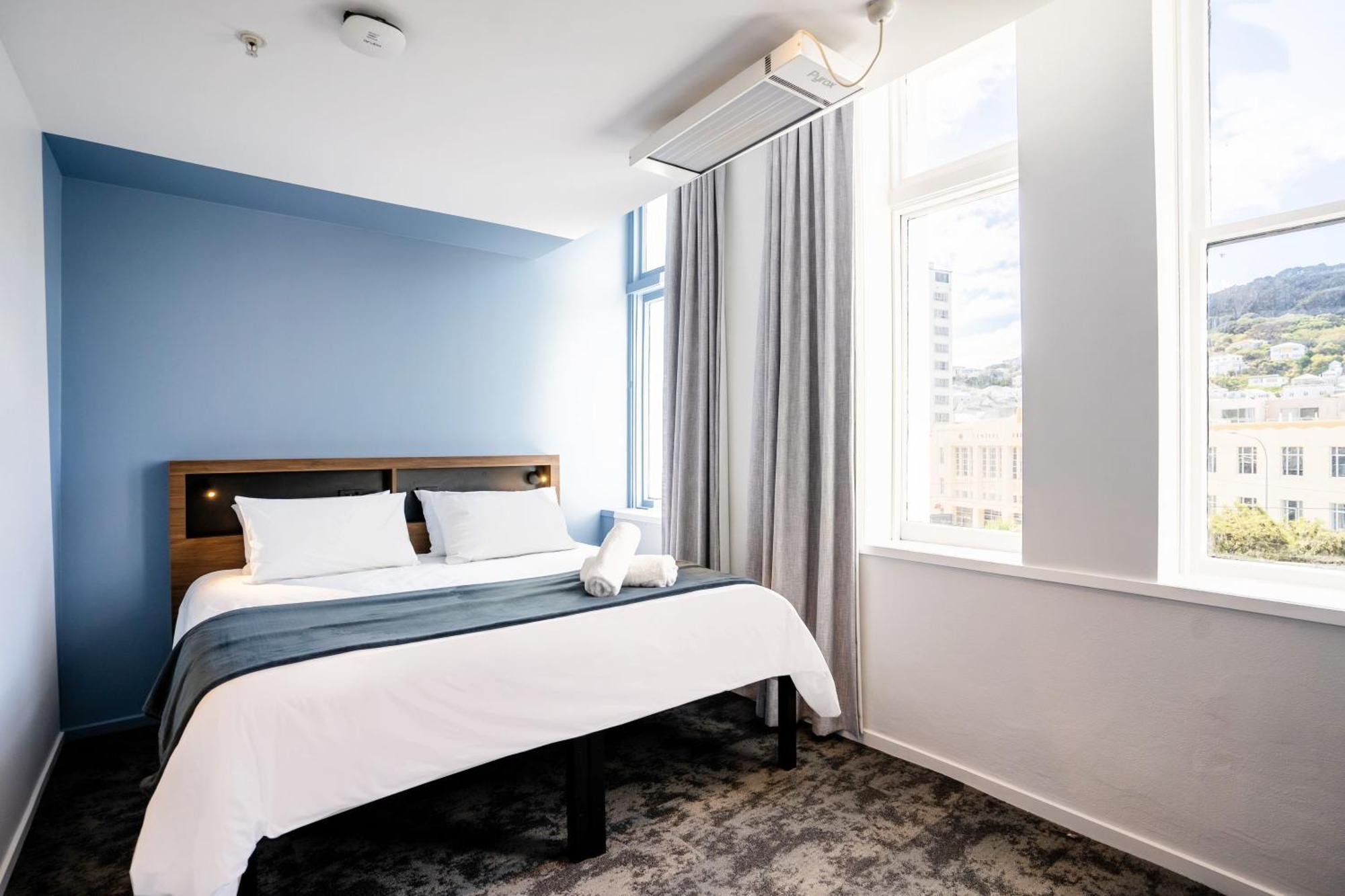 Haka House Wellington Vandrehjem Eksteriør billede A room at the hotel